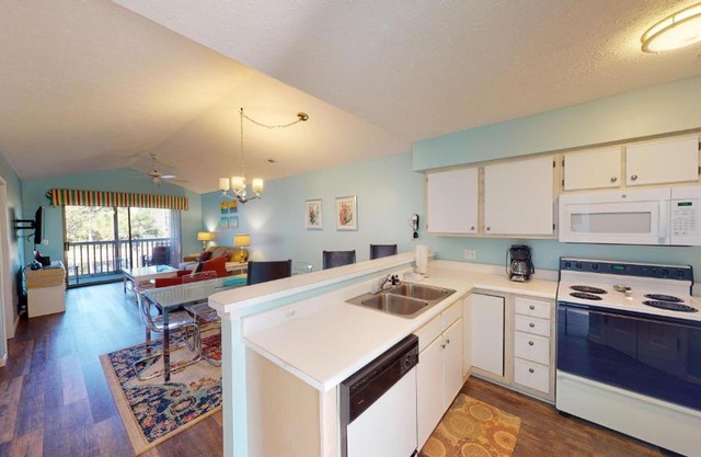 2 Bedroom Villa Pawleys Island at True Blue