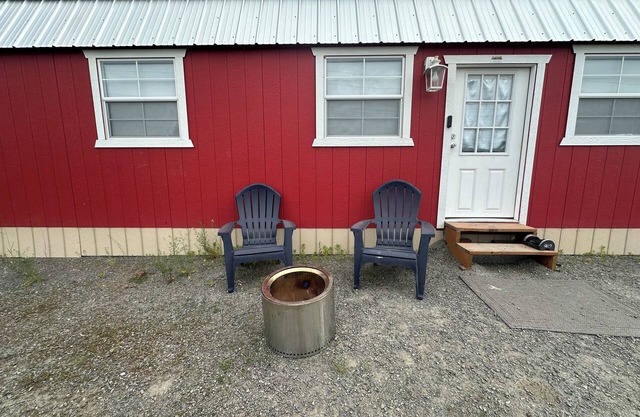 2 Bedrooms Private Vacation Home In Colville