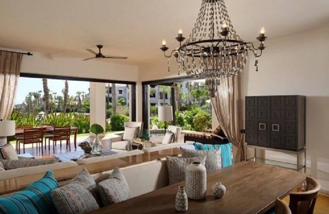 2 BR Villa w/WiFi, Terrace, Private Pool, Spa Services & Cocktail Lounge