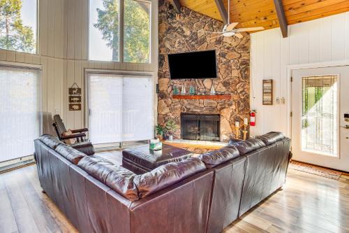 2 Mi to SkyPark at Santas Village Family Cabin