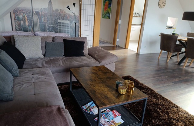 2 room 86sqm DG apartment on the outskirts of Hamburg