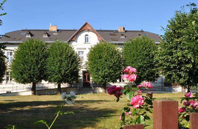 2-room apartment 08 "Schwalbe" in the manor house Nisdorf
