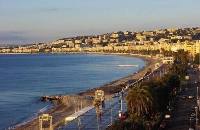 2 rooms, Quai Des Etats Unis Nice, exceptional view of the sea