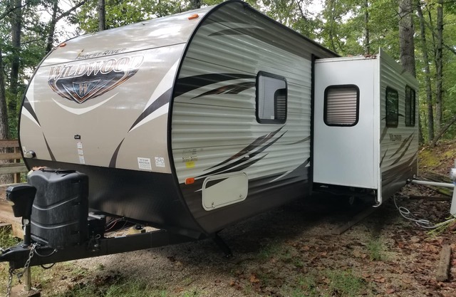 2016 Wildwood by Forest River Travel Trailer - sleeps 8