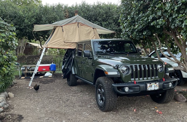 2022 Jeep Gladiator Rubicon with a Rooftop tent & all the amenities!
