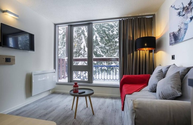 20m from ski slopes, 1st floor, balcony, tv, 25m², Les Arcs