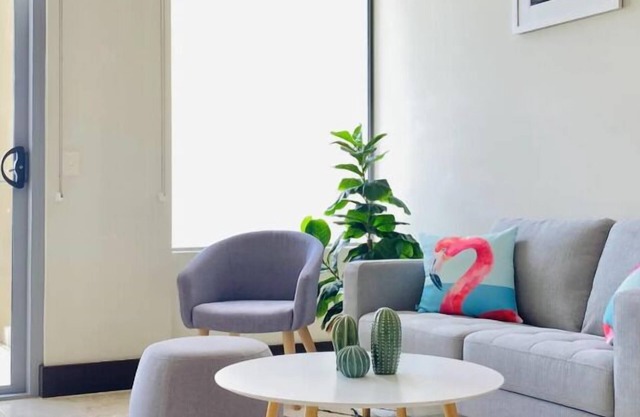 237 Oaks Santai – Second Floor Studio Apartment