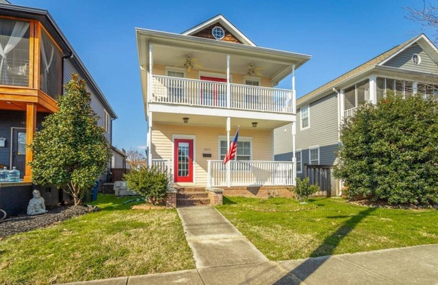 29) Large 4 bedroom - 8 beds - Pet Friendly