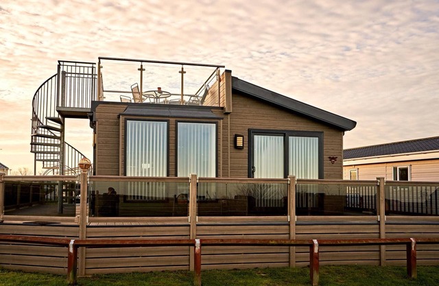 2BD Seafront Lodge Amazing views in Kent