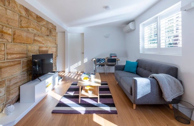 2BDR New Apt - Near RNSH & St Leonards