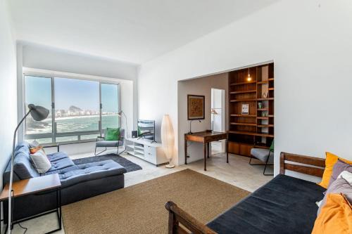 2BDR with Cinematic Sea View | AN 174/403