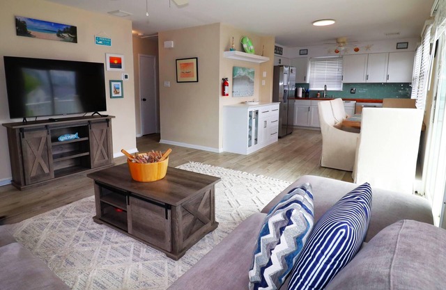 2BR 1.5BA Top Floor Condo with Tesla/EV Charger Brigantine