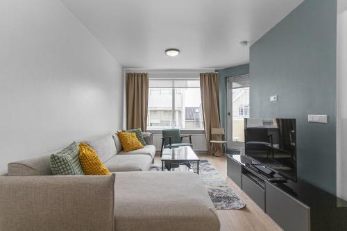 2BR Central Reykjavík Apartment