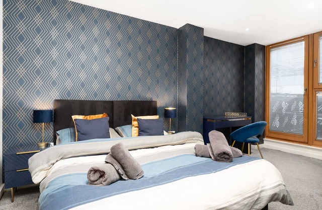2br-city Centre-modern