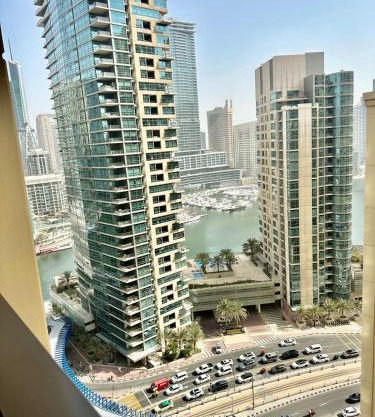 2BR Luxury Apartment Marina View