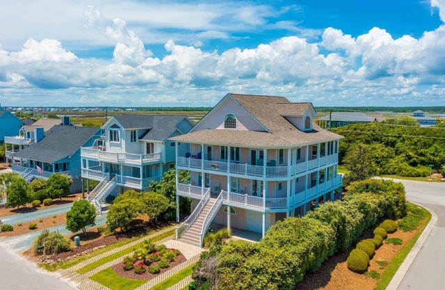 2nd-row ocean-view home with elevator, cmty pool & tennis