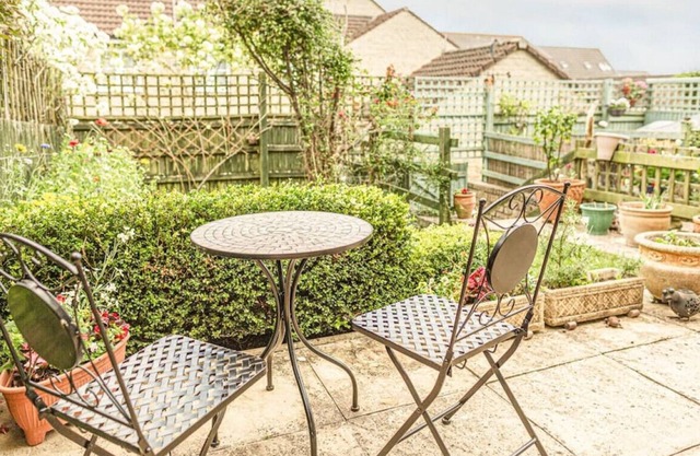 3 Bed House in Nailsworth with Sunny Garden!
