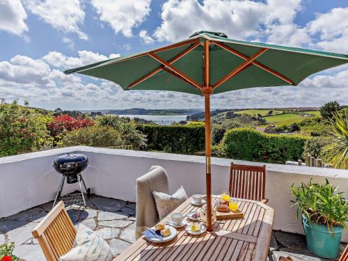 3 Bed in Saint Just in Roseland 81488