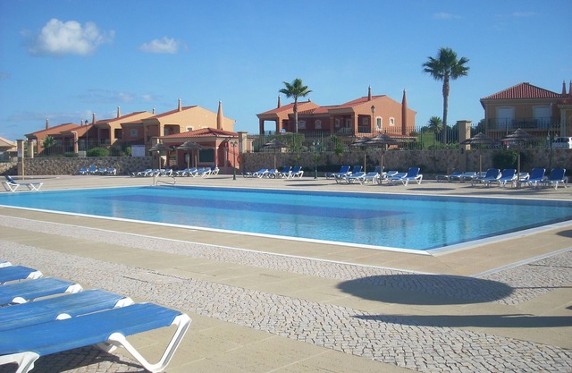 3 Bedroom, 3 Bath Villa located on the 3rd fairway close to the communal pool