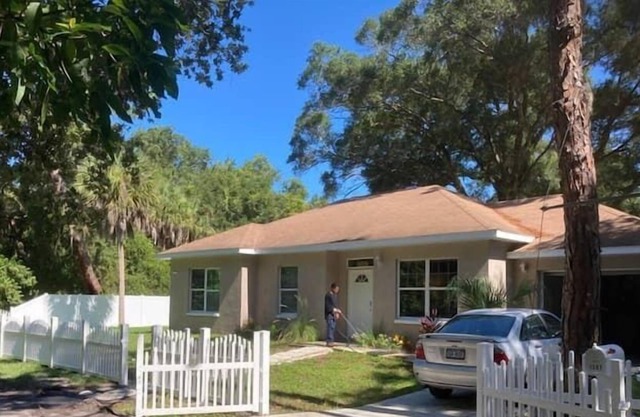 3 Bedroom 685606 by Houzlet