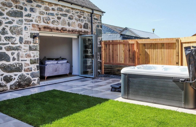 3 bedroom accommodation in Tal-y-Bont, near Barmouth