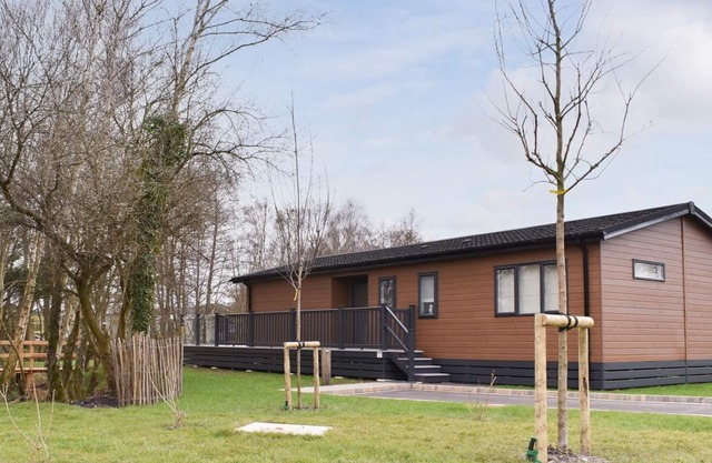 3 bedroom accommodation in Landford, near Salisbury