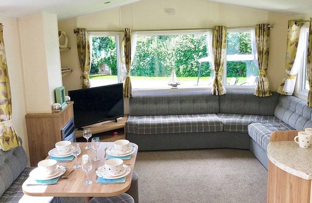 3 bedroom accommodation in Kinmel Bay, Rhyl