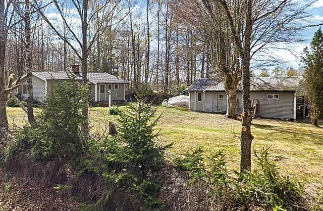 3 bedroom awesome home in Lönashult