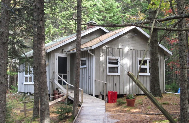 3 Bedroom Classic Maine Cottage, Close To Beach