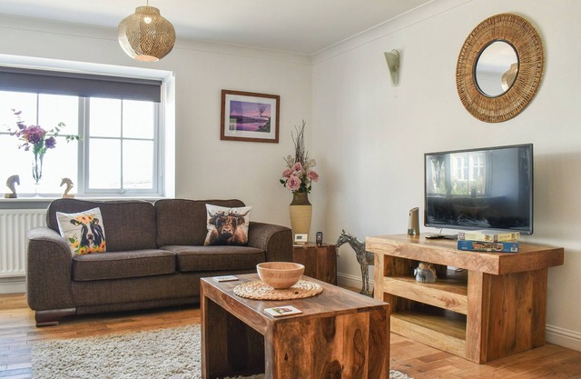3 bedroom accommodation in Houghton Le Spring, near Durham