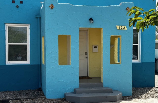 3 Bedroom home near UNM, Nob Hill, and downtown