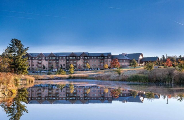 3 Bedroom Presidential at Glacier Canyon Lodge! Waterpark included!