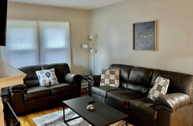3 BR Home in Kent!