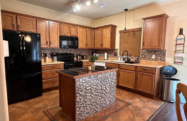 3 Brd home near biking path