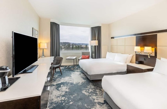 3 Classic 2 Double Rooms at Grand Bay San Francisco Hotel, Pet-friendly w/Pool