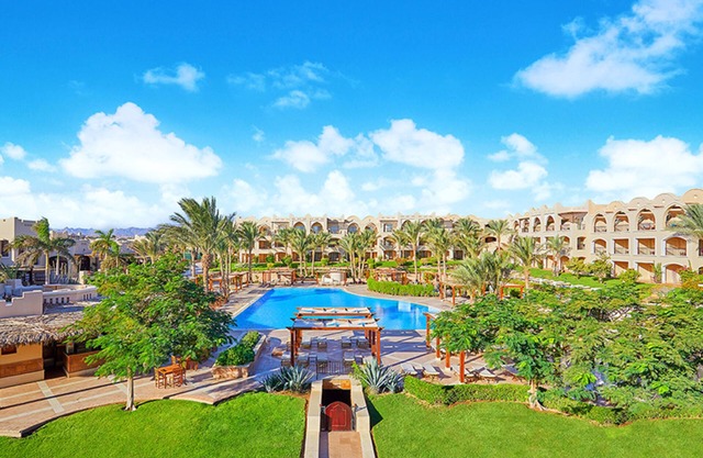 3 Family-Friendly Rooms: Convenient Access to Makadi Water World Aqua Park