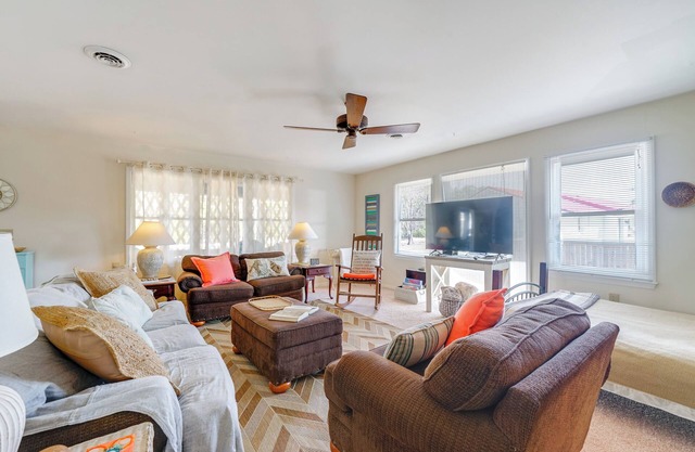 3 Mi to Beach: Home w/Fire Pit in Hampstead!