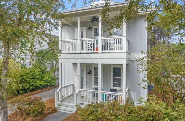 30A Beach House, Pet Friendly, 6 Seater Golf Cart Incl, Beach, Pool, Slps 10