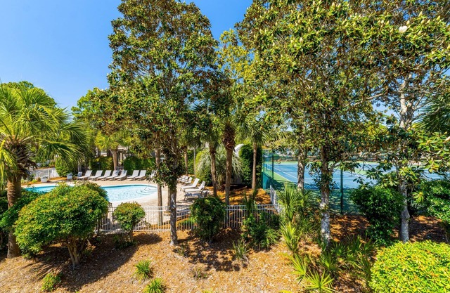 30A Beach House - Caspian Sea- Duction