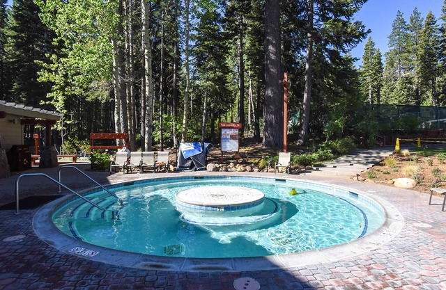 3159 Aspen Grove