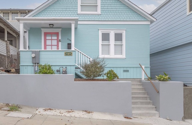3788 The Seagull's Nest 3 Bedroom Home by Redawning