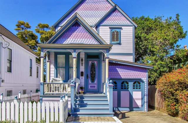 3792 The Lavender House 3 Bedroom Home by Redawning