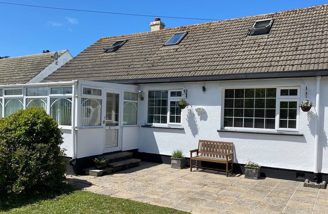 38 UPTON TOWANS, pet friendly, country holiday cottage in Hayle