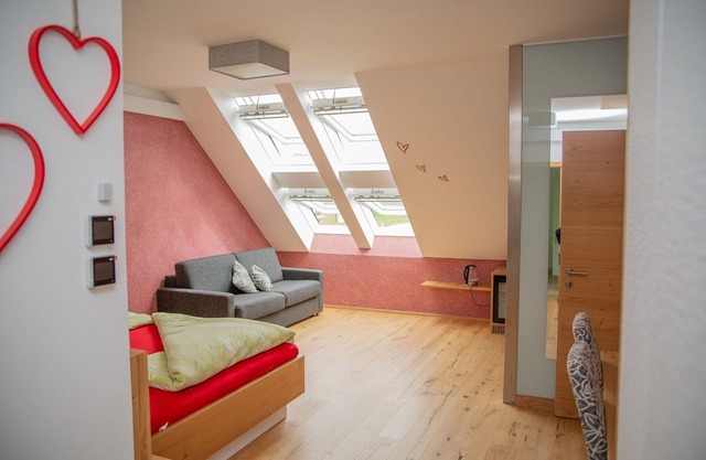 38m2 Großes, neu Errichtetes Romantikerzimmer