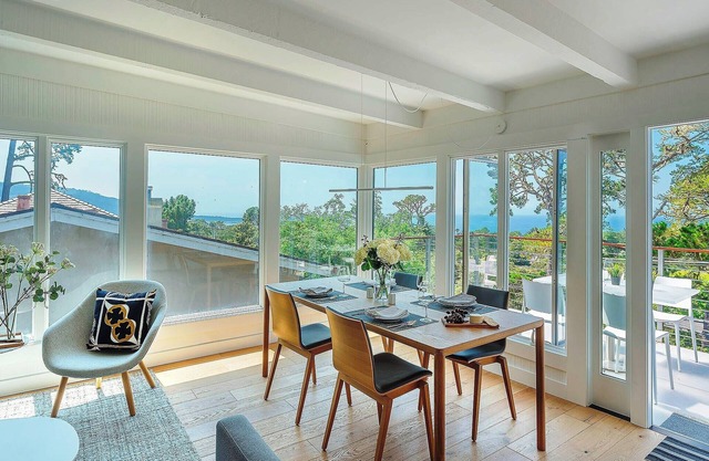 3904 Out of the Blue - Modern with Guest Suite