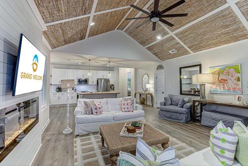 3BD Escape for 8 with Fire Pit & Patio Near Lake LBJ