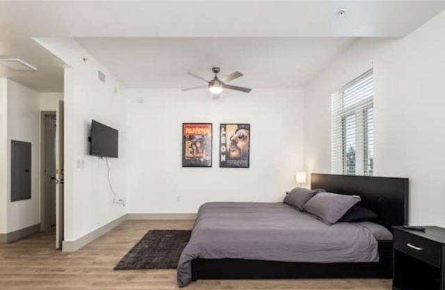 3BD Modern Condo in DT CHA w/ Free Parking
