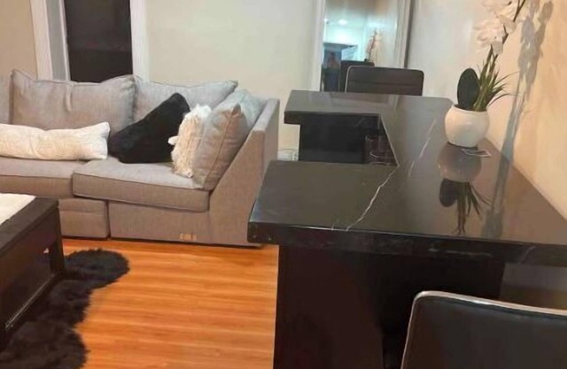 3beds HANDS&HEART EXTENTED STY Lower level 2 BR