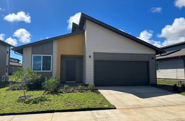 3BR/2BA New Build | Pool | W/D | Garage | Park