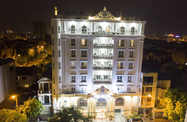 3MG Lakeside Hotel